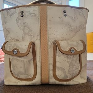 Alviero Martini 1A Classe Extra Large Leather Tote